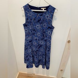 Signature Darby Blue Floral Patterned Dress Size 10